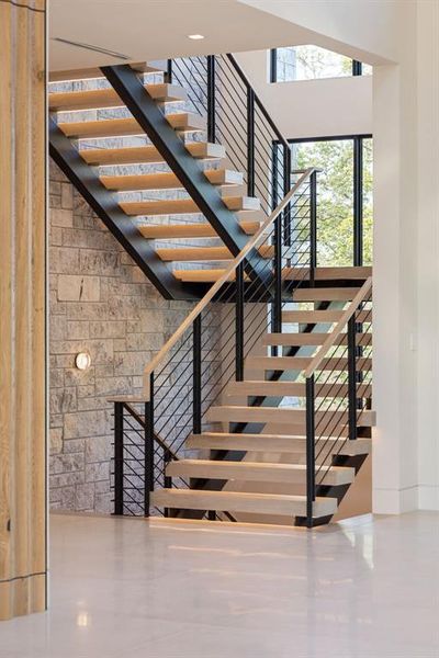 Spacious, unfurnished interior of a new home in , Southlake (Image 15).