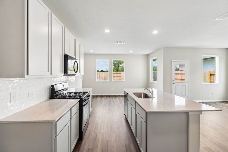 Furnished interior view inside a new home in Hymeadow, San Marcos (Image 7).