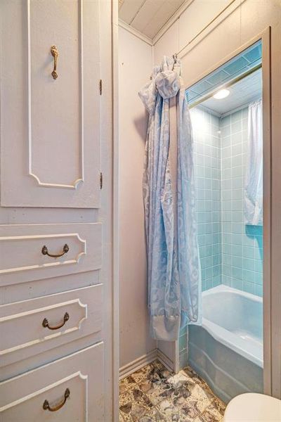 Furnished interior view inside a new home in , Paris (Image 6). Furnished interior view inside a new home in , Paris (Image 6).