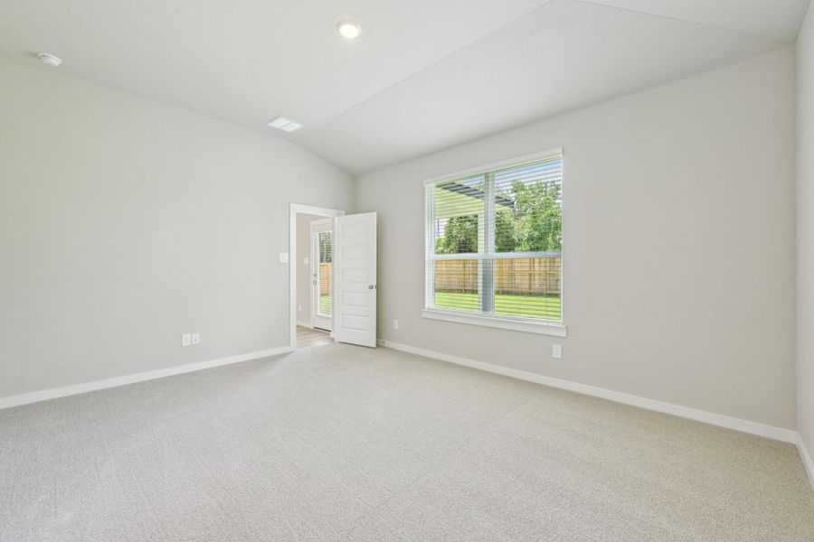 Spacious, unfurnished interior of a new home in Sundance Cove - Premier Series, Crosby (Image 26).