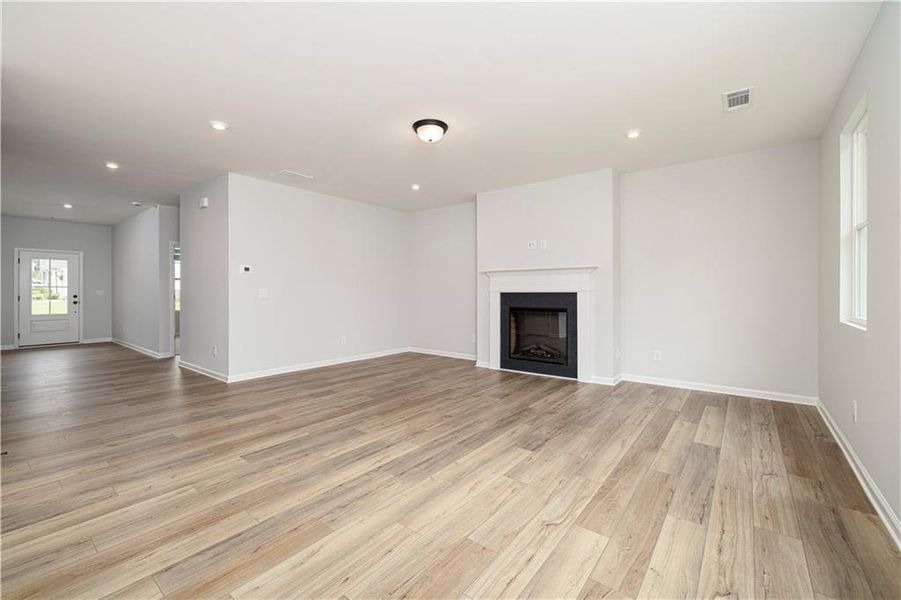Spacious, unfurnished interior of a new home in Riverside Ridge, Lawrenceville (Image 17).