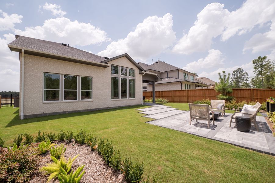 Representative exterior details of a home built from the Wren by Tri Pointe Homes in Trillium, Richmond (Image 25). Representative exterior details of a home built from the Wren by Tri Pointe Homes in Trillium, Richmond (Image 25).