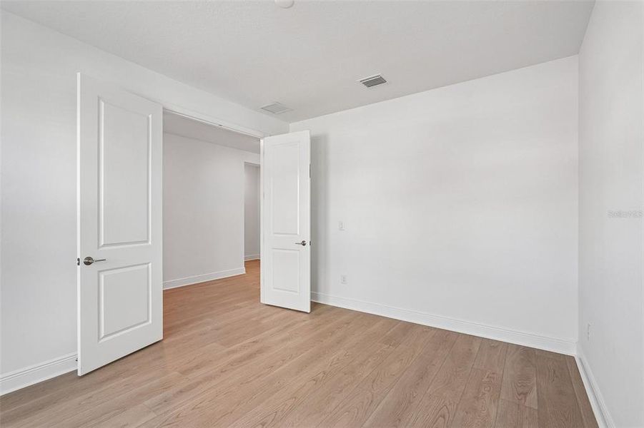 Spacious, unfurnished interior of a new home in Vistera of Venice, Nokomis (Image 16).