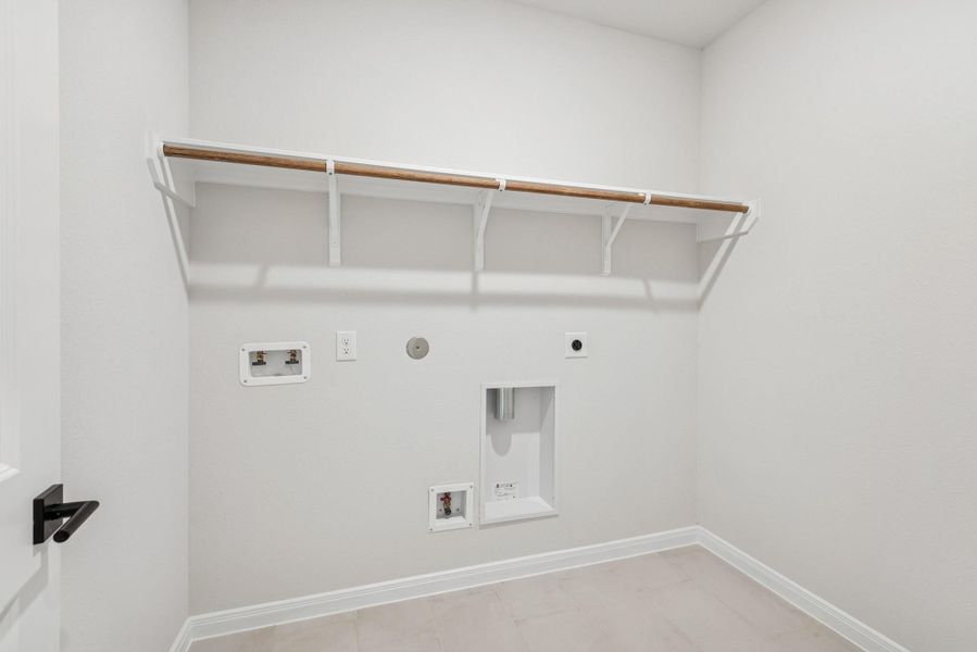 Spacious, unfurnished interior of a new home in Meridiana 45' Homesites, Manvel (Image 12). Spacious, unfurnished interior of a new home in Meridiana 45' Homesites, Manvel (Image 12).