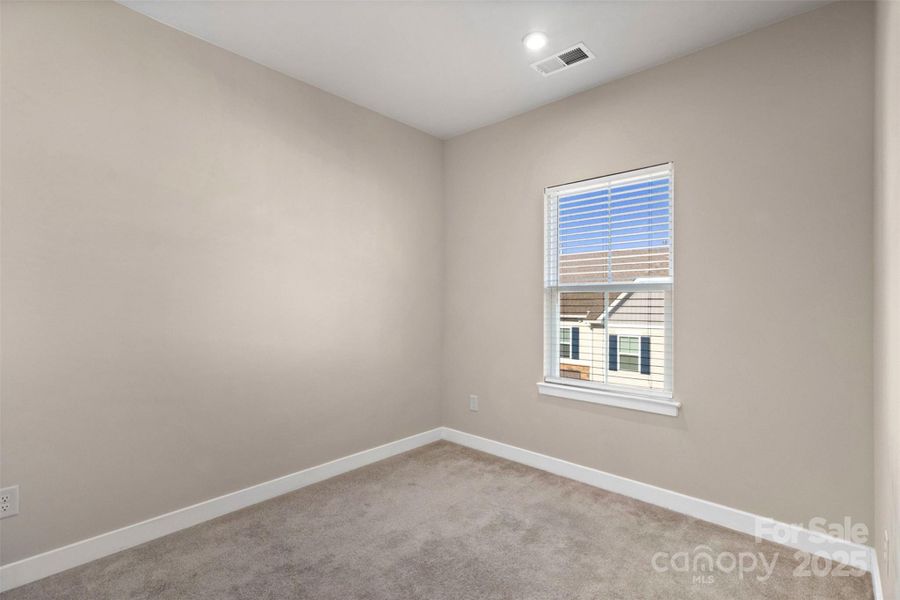 Spacious, unfurnished interior of a new home in , Charlotte (Image 19).