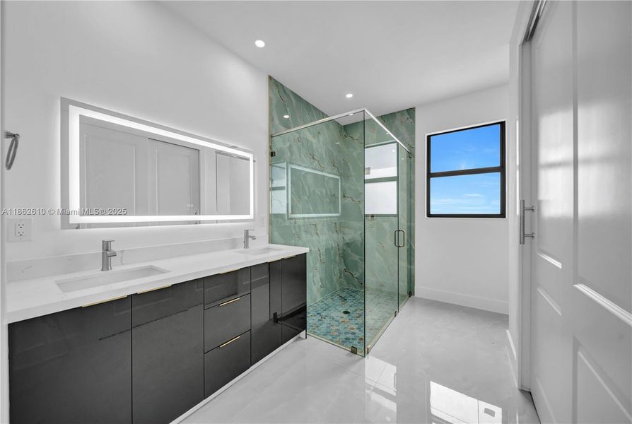 Furnished interior view inside a new home in , Cape Coral (Image 6).