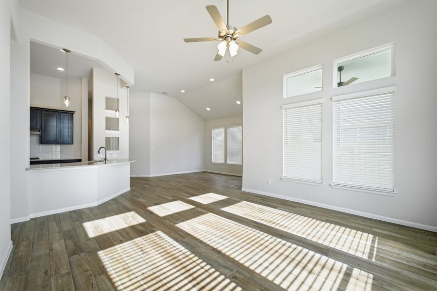 Spacious, unfurnished interior of a new home in Ashland, Richwood (Image 20).