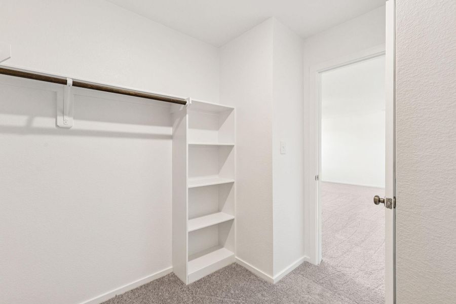 Spacious, unfurnished interior of a new home in Montgomery Bend, Montgomery (Image 23).