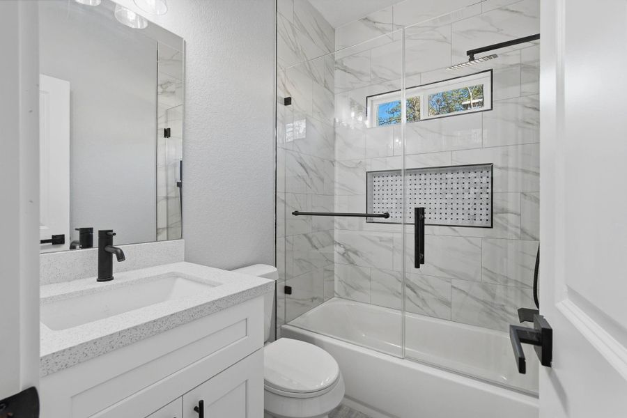 Furnished interior view inside a new home in , Willis (Image 11).