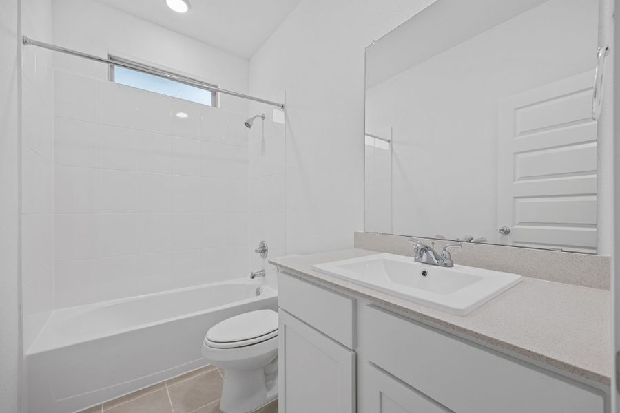 Furnished interior view inside a new home in Trinity Ranch, Elgin (Image 13).