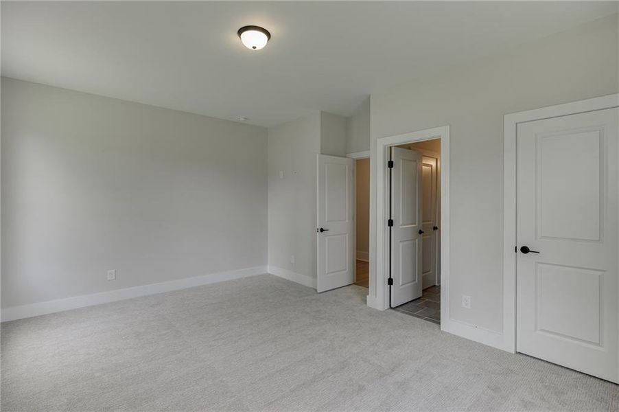 Spacious, unfurnished interior of a new home in , Buford (Image 44).