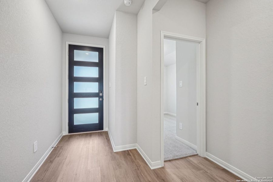 Spacious, unfurnished interior of a new home in Scenic Crest - Premier Series, Boerne (Image 33). Spacious, unfurnished interior of a new home in Scenic Crest - Premier Series, Boerne (Image 33).