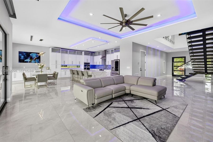 Furnished interior view inside a new home in , Fort Lauderdale (Image 57).