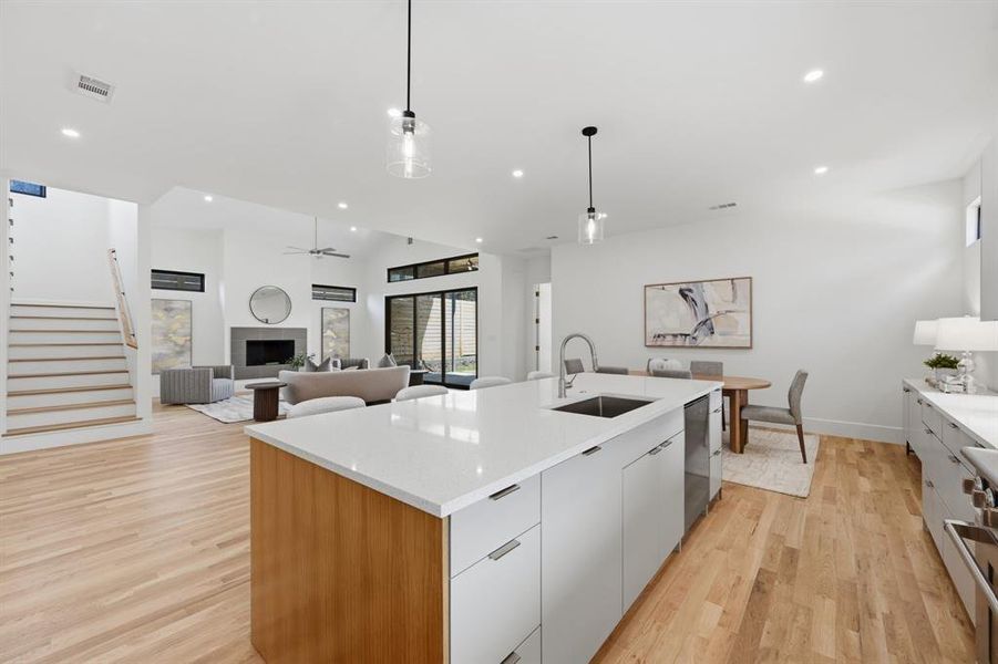 Furnished interior view inside a new home in , Dallas (Image 7).