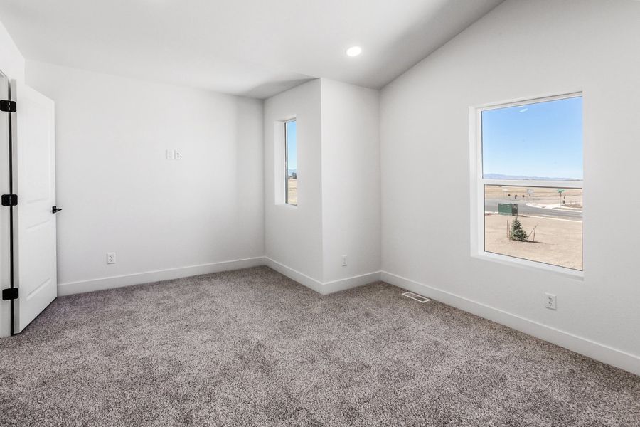 Spacious, unfurnished interior of a new home in Prairie Song, Windsor (Image 22). Spacious, unfurnished interior of a new home in Prairie Song, Windsor (Image 22).