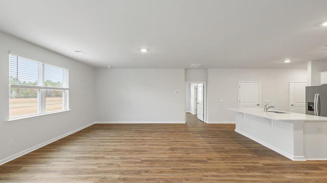 Spacious, unfurnished interior of a new home in The Cove at Mallard Crossing, Summerville (Image 11).