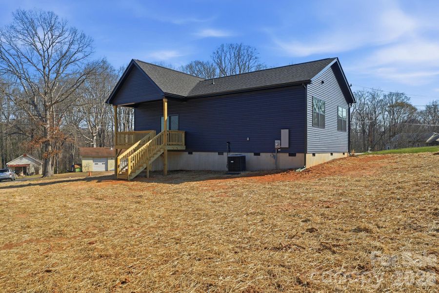 Exterior details and patio area of a home in , Kannapolis (Image 21).