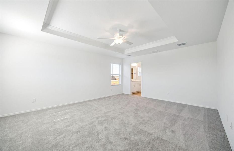 Spacious owner's suite with private bath Spacious owner's suite with private bath