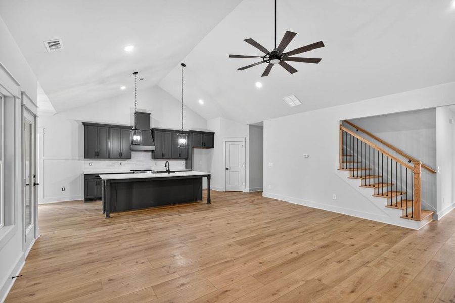 Furnished interior view inside a new home in , Dallas (Image 10).