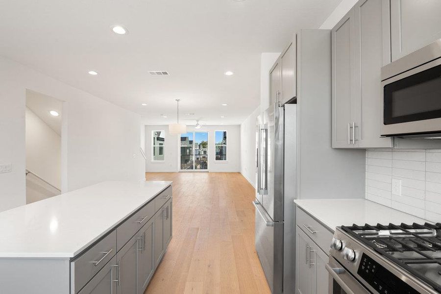 Images are for illustrative purposes only. Photos reflect a similar floor plan and are intended to convey the overall look and feel of the interiors.