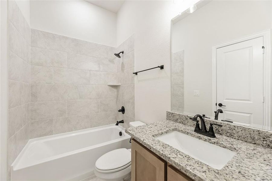 Furnished interior view inside a new home in North Grove, Waxahachie (Image 8).