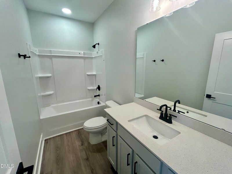 Lot 29 Bath 2