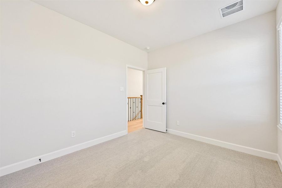 Spacious, unfurnished interior of a new home in Pearland Old Townsite, Pearland (Image 29).