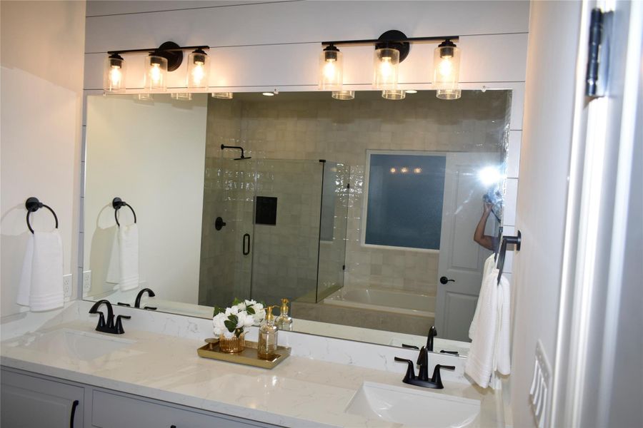 Furnished interior view inside a new home in , Houston (Image 12).