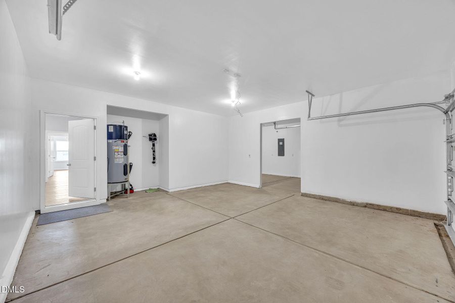 18-web-or-mls-9L1A3412 18-web-or-mls-9L1A3412
