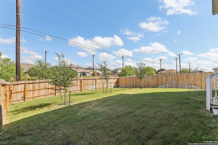Exterior details and patio area of a home in Solana Ridge, San Antonio (Image 2). Exterior details and patio area of a home in Solana Ridge, San Antonio (Image 2).