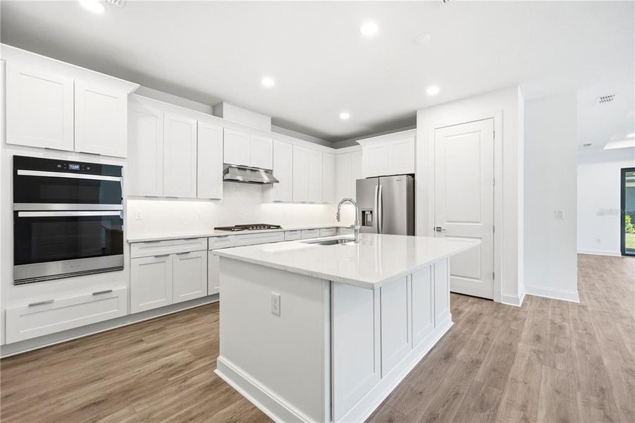Furnished interior view inside a new home in , Apollo Beach (Image 6).