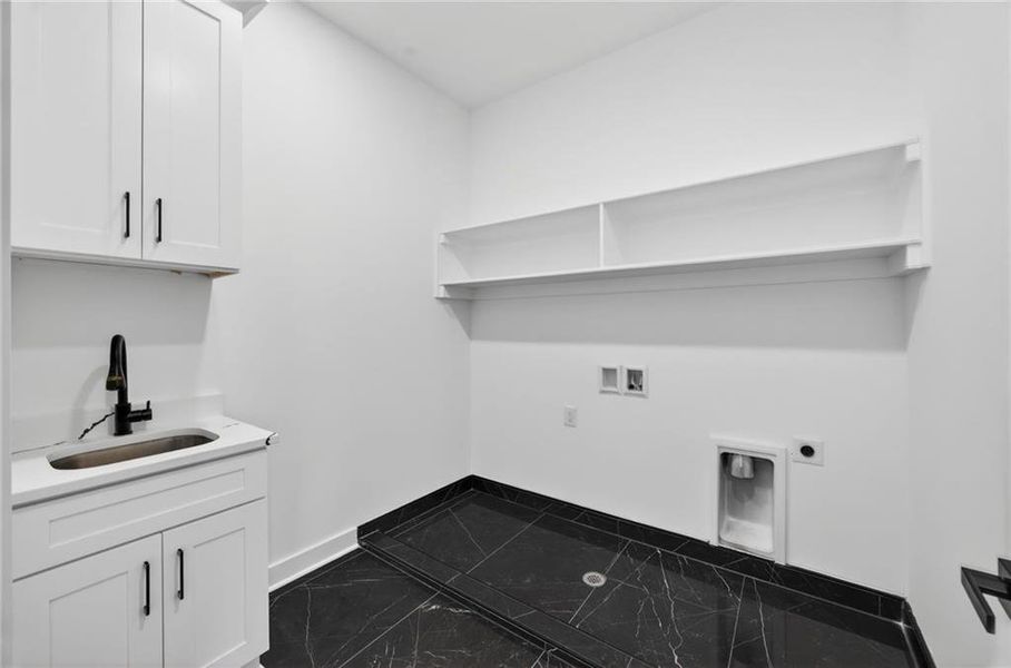 Image 47 of a home in .