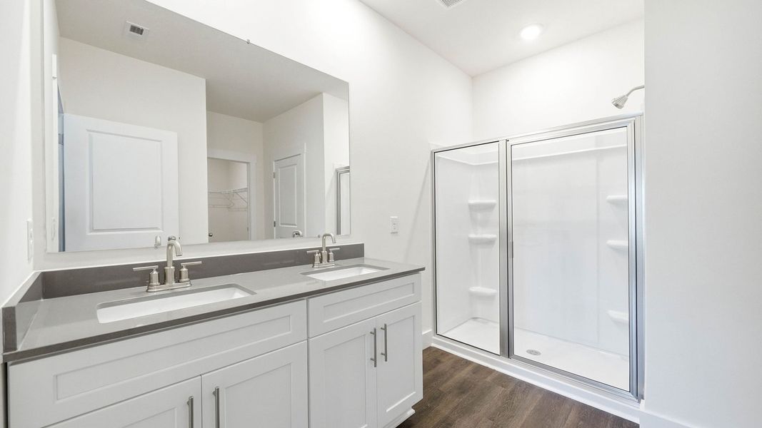 Furnished interior view inside a new home in Fieldcrest Acres, Blountville (Image 5).