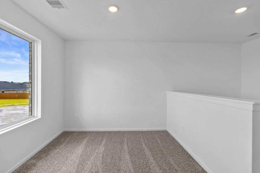 Spacious, unfurnished interior of a new home in Cypress Green, Hockley (Image 13).