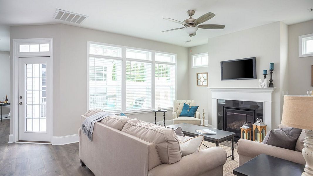 Representative furnished interior of a home built from the Portico Bungalow by Epcon Communities in The Cottages at 78 North, Sanford (Image 19). Representative furnished interior of a home built from the Portico Bungalow by Epcon Communities in The Cottages at 78 North, Sanford (Image 19).