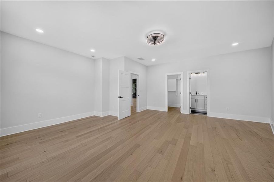 Spacious, unfurnished interior of a new home in , Loganville (Image 59). Spacious, unfurnished interior of a new home in , Loganville (Image 59).
