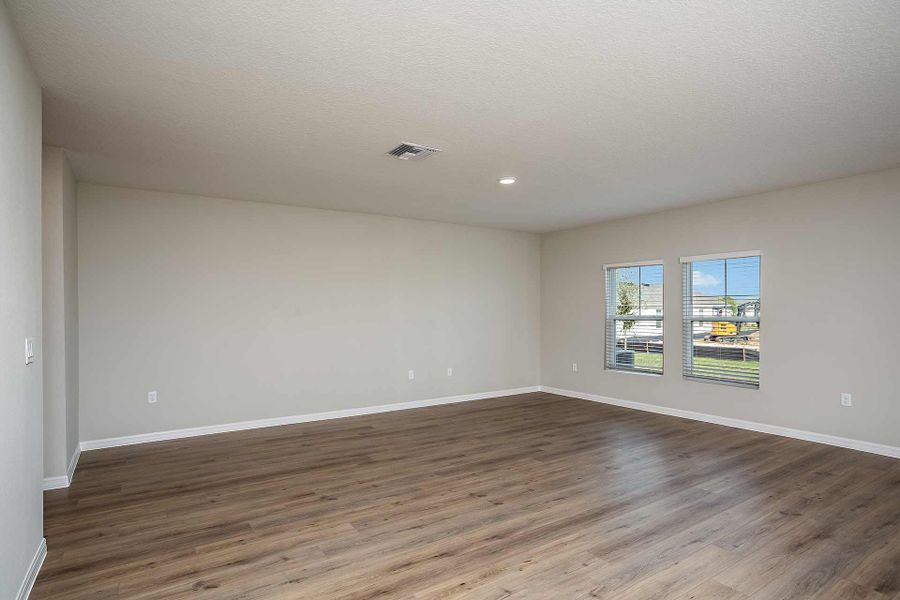 Spacious, unfurnished interior of a new home in Pasadena Ridge, Dade City (Image 10). Spacious, unfurnished interior of a new home in Pasadena Ridge, Dade City (Image 10).