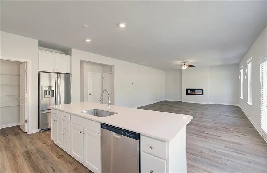 Furnished interior view inside a new home in Bowers Farm, McDonough (Image 7).