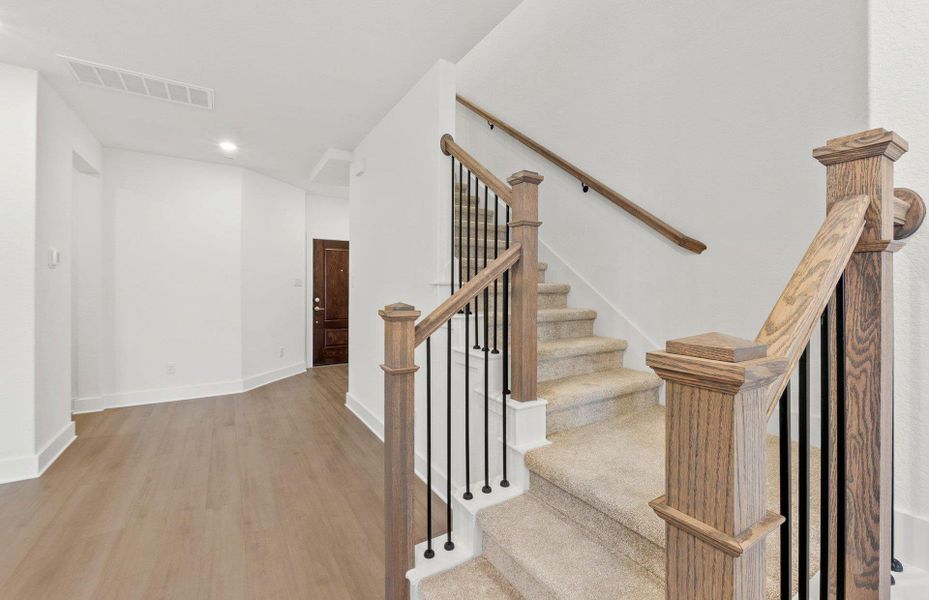 Spacious, unfurnished interior of a new home in Northpoint at Old Settlers, Round Rock (Image 16). Spacious, unfurnished interior of a new home in Northpoint at Old Settlers, Round Rock (Image 16).