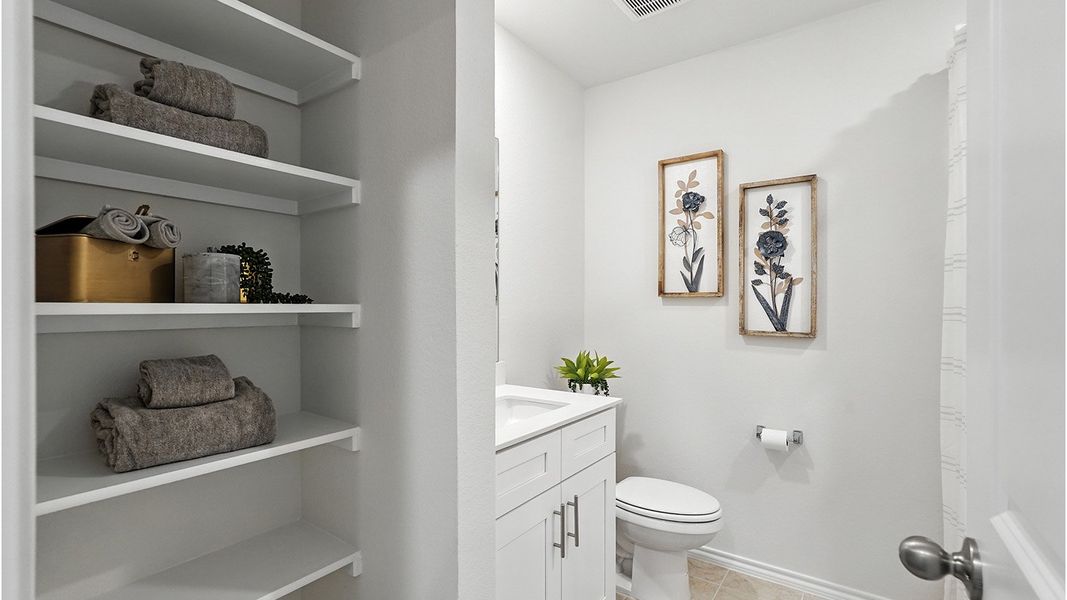 Representative furnished interior of a home built from the Huntsville by D.R. Horton in The Reserve at Timber Creek, Lindale (Image 39).