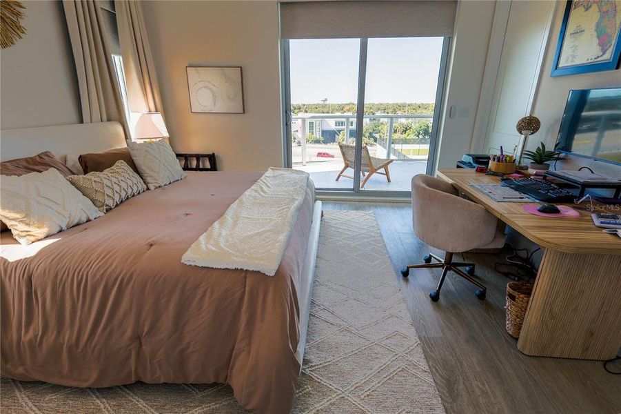 Furnished interior view inside a new home in Altura Bayshore, Tampa (Image 33). Furnished interior view inside a new home in Altura Bayshore, Tampa (Image 33).