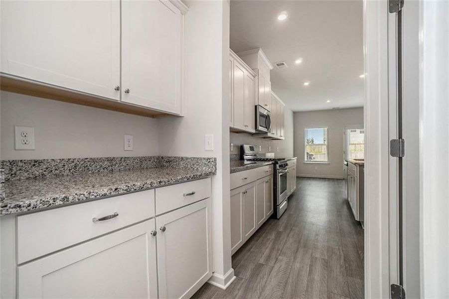 Furnished interior view inside a new home in , Cartersville (Image 4).