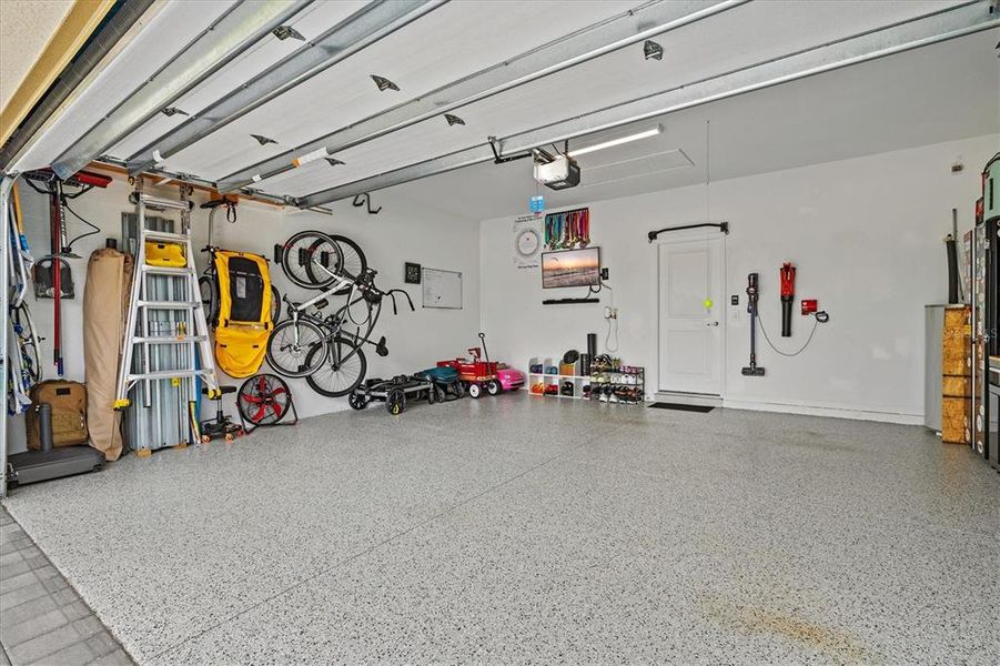 Community amenities in , Port Charlotte (Image 45).