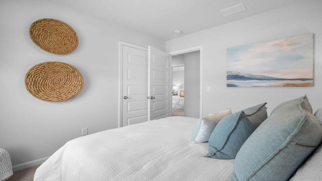 Representative furnished interior of a home built from the Hartsville by D.R. Horton in Rice Hope, Port Wentworth (Image 27).