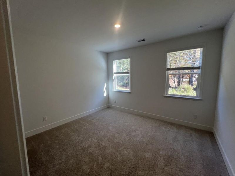 Spacious, unfurnished interior of a new home in Willow Creek, Watkinsville (Image 14).
