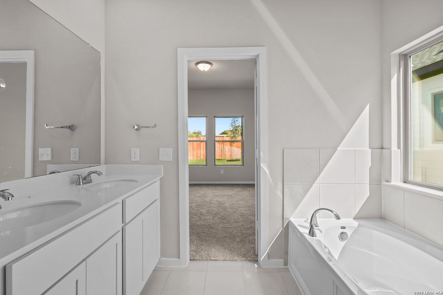 Furnished interior view inside a new home in Summerlin, San Antonio (Image 19).