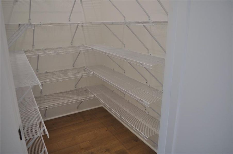 Spacious, unfurnished interior of a new home in , Marietta (Image 37).