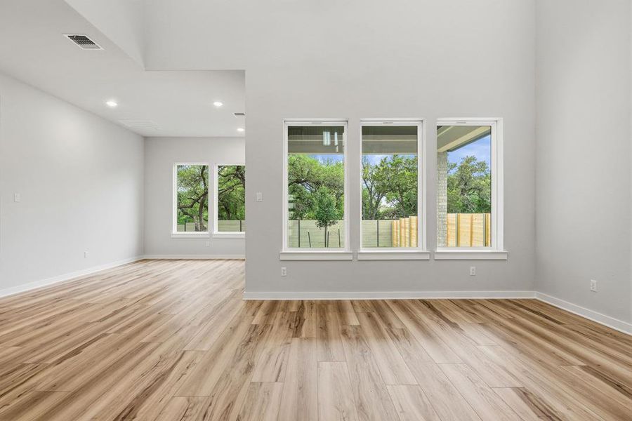 Spacious, unfurnished interior of a new home in Wolf Ranch, Georgetown (Image 28). Spacious, unfurnished interior of a new home in Wolf Ranch, Georgetown (Image 28).