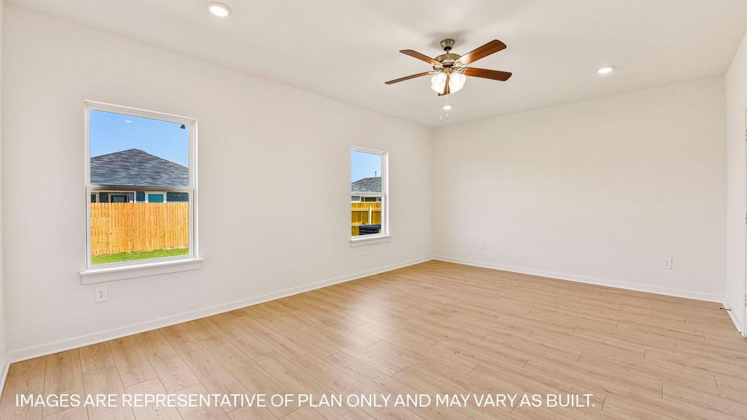 Representative unfurnished interior of a home built from the The Ozark by D.R. Horton in Monarch Ranch, Manor (Image 28).