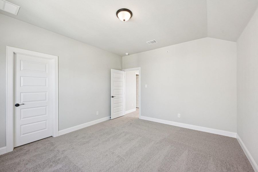 Spacious, unfurnished interior of a new home in Cross Creek, Cedar Park (Image 35).